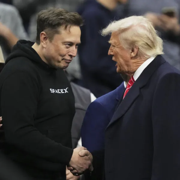 Elon Musk Şoke Etti: Trump'la Ters Düşünce Görevi Bıraktı!