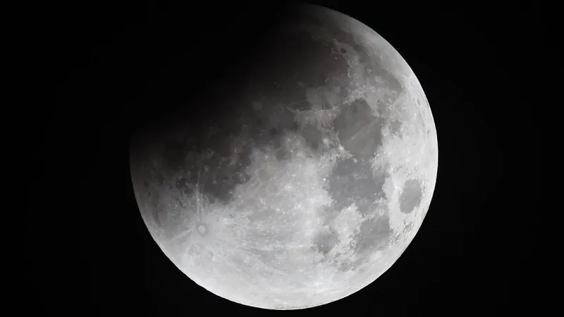 NASA'nın Ay'a nükleer reaktör göndermeye hazırlandığı iddia edildi