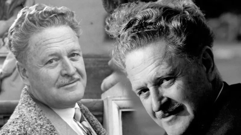 Nazım Hikmet Moskova'da Anıldı! Cem Adrian Sahnedeydi