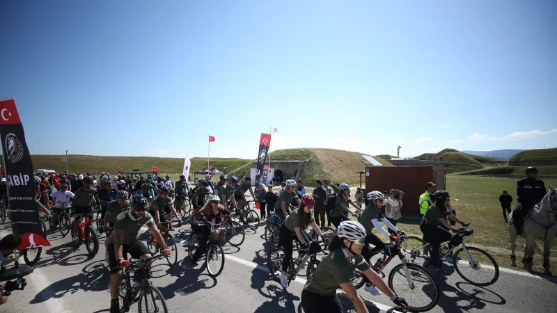 Çanakkale'de Şehitler İçin Pedal Sesi! 1000 Bisikletli Tek Yürek