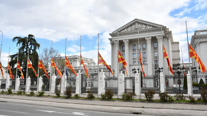 59 kişi yangında hayatını kaybetmişti: Kuzey Makedonya'da bayraklar yarıya indirildi