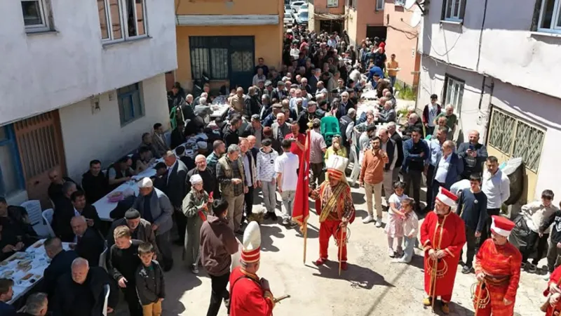 672 Yıllık Keşkek Tarifiyle Köy Coştu! Herkes Oraya Akın Etti