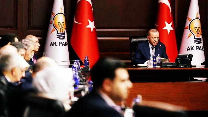 AKP MKYK Toplanıyor: Kritik Kararlar Masada!