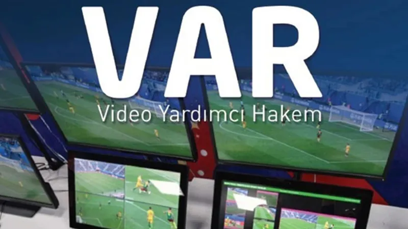 Antalyaspor-Konyaspor Maçında VAR Şoku! Hakem Kararı Tartışma Yaratır Mı?