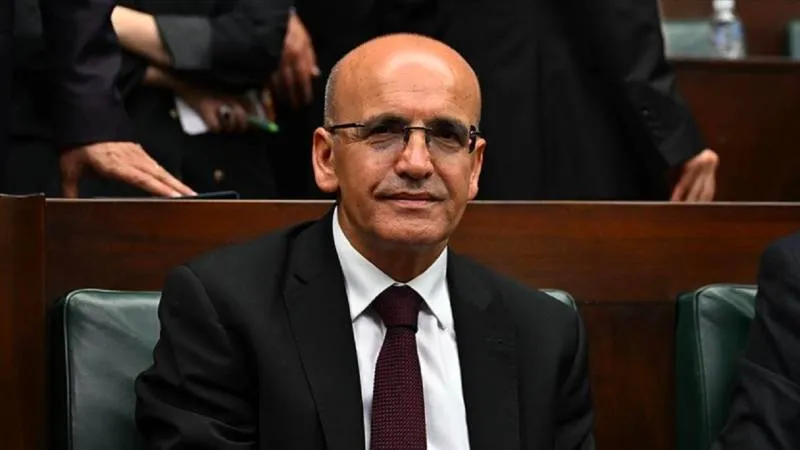 Bakan Şimşek, Endonezya Maliye Bakanı Indrawati ile görüştü