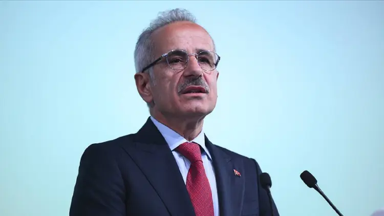 Bakan Uraloğlu: Karayolları teşkilatımız ülkemizin ulaşımına mührünü vurdu