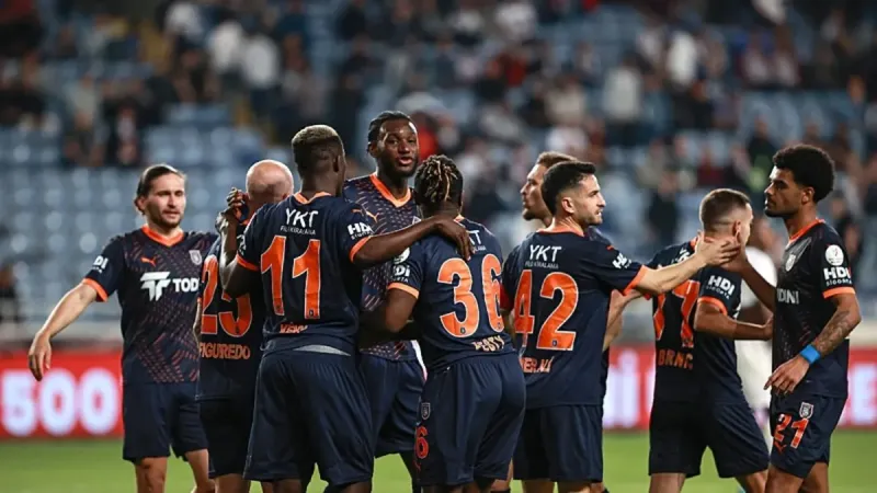 Başakşehir Hatayspor'u 4 golle devirdi