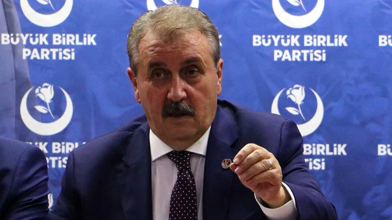 Destici'den Şok Çıkış: Silah Bırakma Sadece PKK ile Mi Sınırlı?