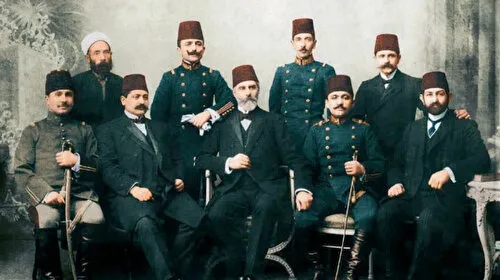 İttihatçının Anıları: Abdülhamid'den Meşrutiyet'e Siyasi Dönüşüm!