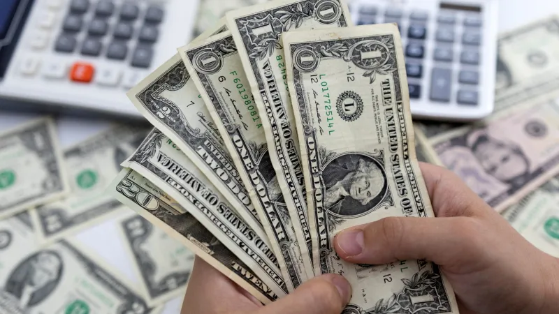 Dolar Uçuşa Geçti! Euro'da Şok Düşüş: İşte Son Rakamlar