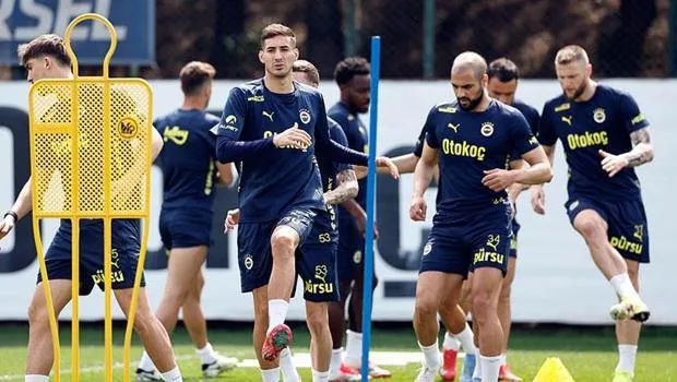 Fenerbahçe Başakşehir'i Deplasmanda Yenecek Mi? İşte Son Hazırlıklar!