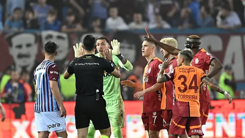 Muslera'dan Bomba Transfer İtirafı! Sözleşme Uzayacak mı?