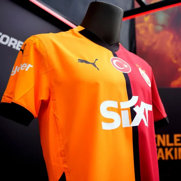 Galatasaray'da 5. Yıldız Coşkusu! İşte Yeni Forma Detayları