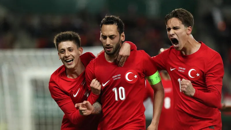 Hakan Çalhanoğlu, Arda Güler'in Inter Transferi Hakkında Açıklama Yaptı