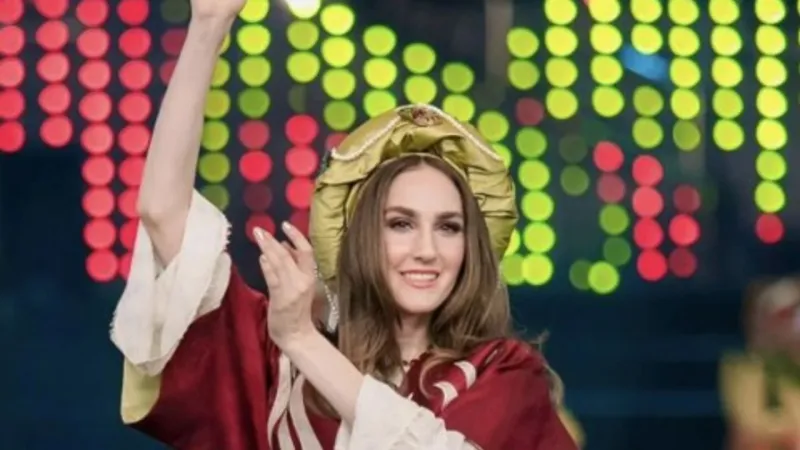 İdil Bilgen'den Hint Dansı Şov! Miss World'de Olay Yarattı