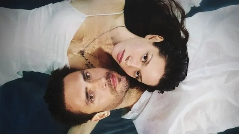 İlk ve Son 2. Sezon Yayınlandı! Hazal Subaşı ve Ulaş Tuna Fırtınası!