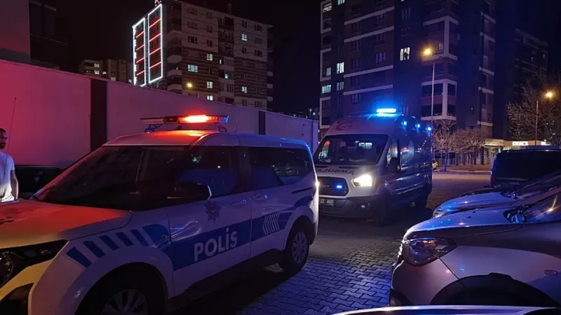 Kayseri'de Bıçaklı Dehşet! Bir Kişi Yaralandı, İşte Detaylar!