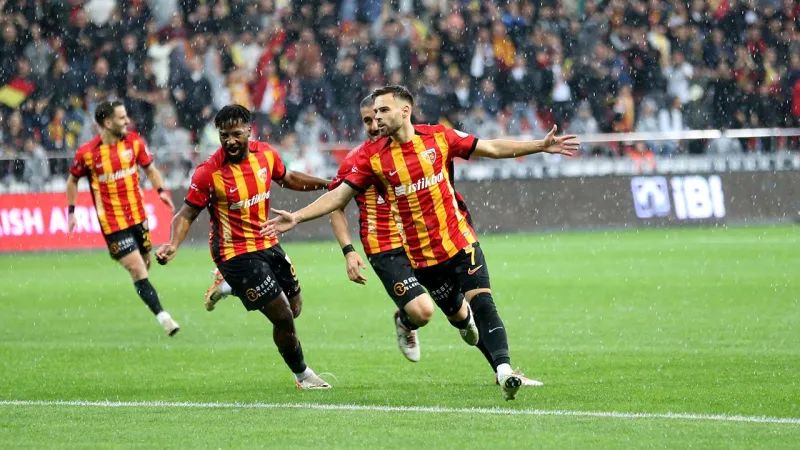 Kayserispor Fırtınası! Yenilmezlik Serisi 7 Maça Çıktı!
