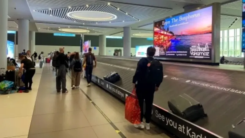 Libya'dan Tahliye: Türk Vatandaşları İstanbul'da! Şok Detaylar!