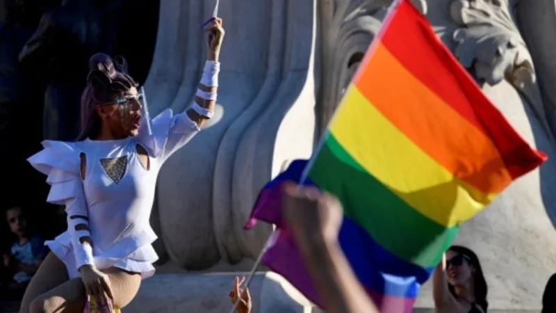 Macaristan'dan Şok Karar! LGBT Faaliyetleri Artık Yasak Mı?