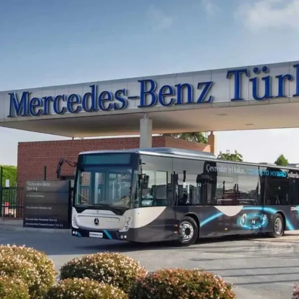 Mercedes Benz'den Dev Yatırım! 3.5 Milyar TL'lik Dönüşüm Başladı!