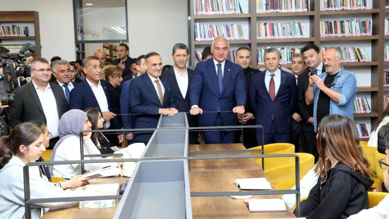 Metruk Karakol Kütüphane Oldu! Bakan Ersoy'dan Açılış