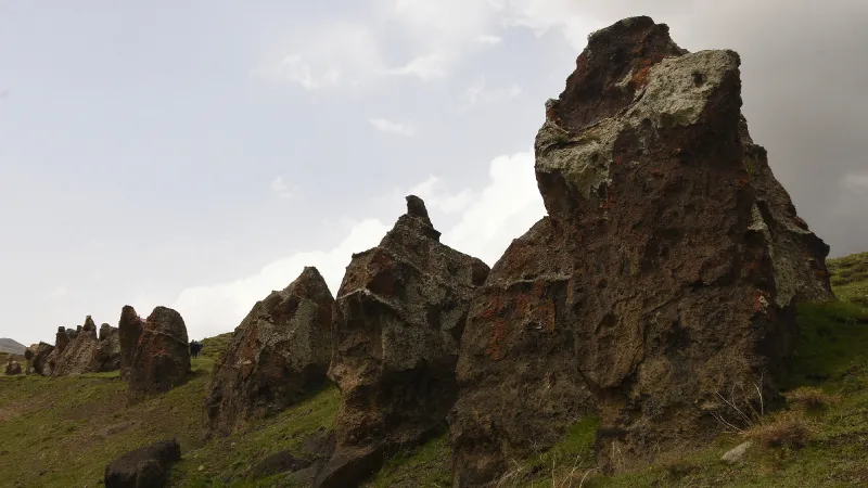 Nemrut'un Develeri Kurtarılıyor! İşte O Gizemli Kayalıklar