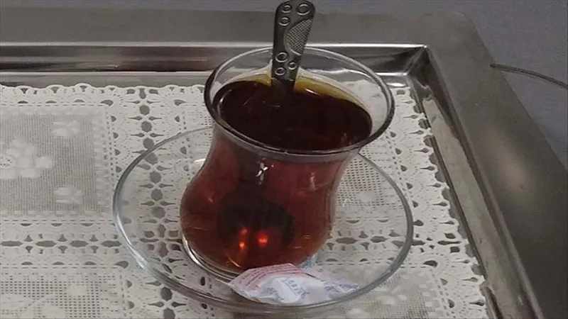 Şekerli Çay İçenler Dikkat! Bu Gerçeği Öğrenince Şok Olacaksınız!