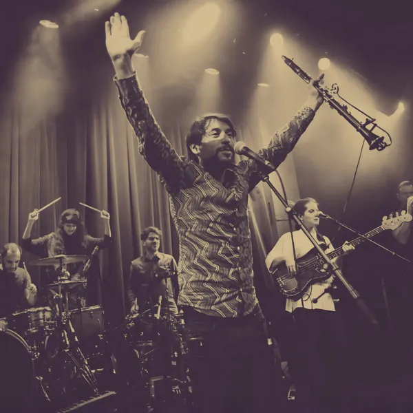 Oi Va Voi İstanbul'u Sallayacak! Babylon'da Unutulmaz Konser!