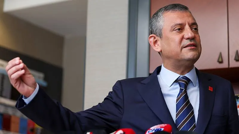 Özgür Özel'den Eşitlik Vurgusu: Türk, Kürt, Alevi, Sünni...