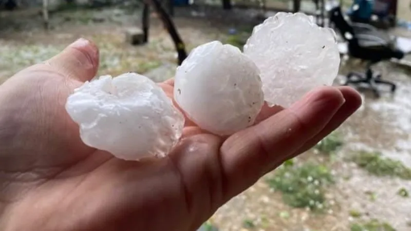 Şanlıurfa'da Dolu Felaketi! Tarım Arazileri Perişan!