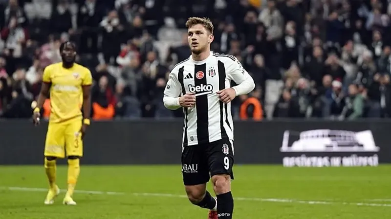 Semih Kılıçsoy Benfica'ya Mı Gidiyor? Transferde Şok Gelişme!