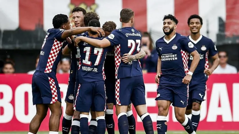 PSV Şampiyon! Sparta Rotterdam'ı Devirdi, Zirveye Uçtu!