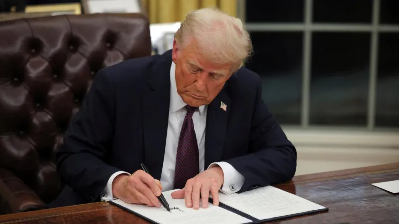 Trump'tan Göçmenlere Şok Teklif! Bedava Uçak Bileti Gerçeği