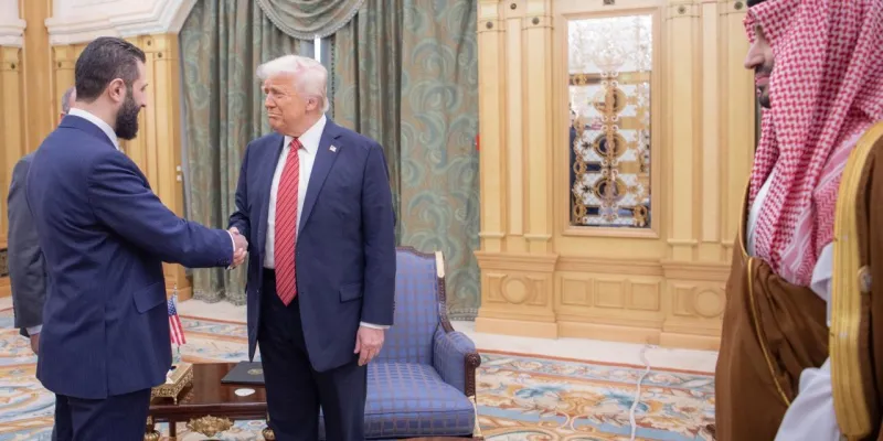 Trump'tan Şok Çağrı: Esad İsrail'le Barış! Filistinlileri Sınır Dışı Et!