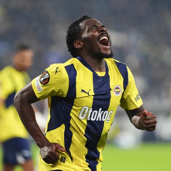 Osayi Samuel'e Şok Transfer Teklifi! Fenerbahçe'den Ayrılıyor mu?