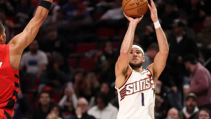 Suns'tan Clippers'a Darbe! Phoenix Farkı Konuşuluyor