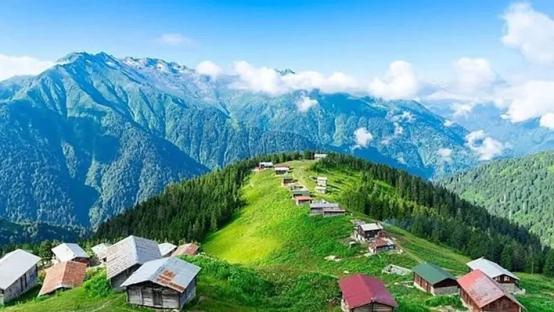 Pokut Yaylası'nda Kar Sürprizi! Sezon Açılışı Gecikti mi?