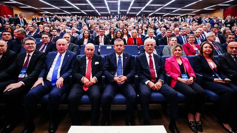 CHP Kurultayı İptal Mi Edilecek? İşte O Madde!