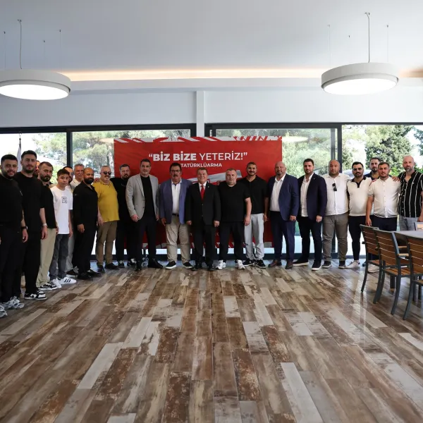Samsunspor'da Bayram Coşkusu! Taraftar ve Yönetim Bir Arada!