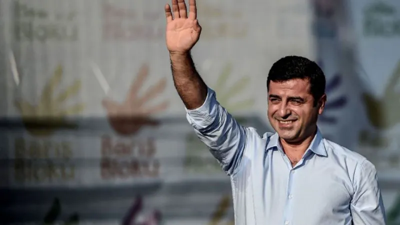 Selahattin Demirtaş’ın duruşması ertelendi