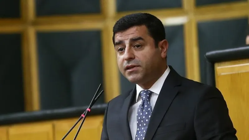 Selahattin Demirtaş'tan Terörsüz Türkiye açıklaması İsrail uyarısı: "Ortak vatanımızı canımız pahasına savunacağız"