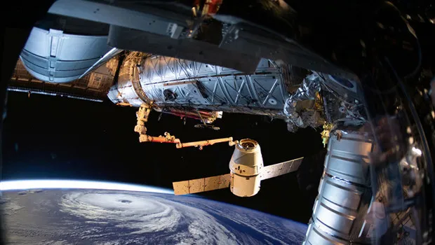 SpaceX'ten Kritik Görev! Uzay İstasyonu Yörüngesi Yükseltildi