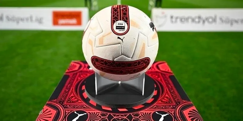 Süper Lig'de Şok Karar! Öğrencilere Bedava Bilet Fırsatı mı?