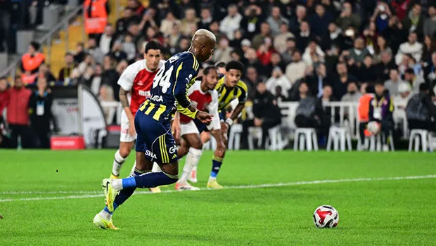 Talisca'nın Penaltı Sırrı Çözüldü! Köşe Değişikliği İş Başında