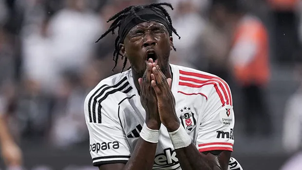Tammy Abraham kaleyi bulamıyor!