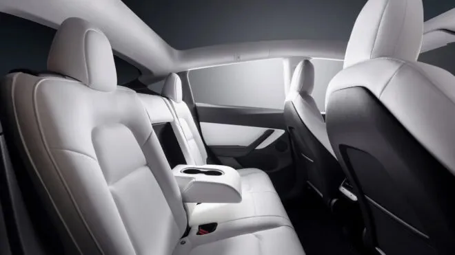Tesla'dan Hayat Kurtaran Uyarı: Çocuğunuzu Unutmayın!