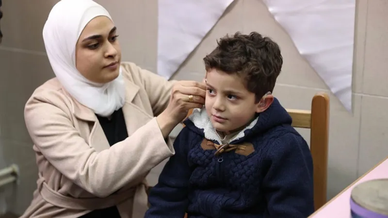 TİKA'dan Şam'da Umut Işığı: 63 İşitme Engelli Çocuğa Cihaz!