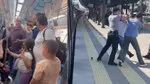 Marmaray'da Şiddet! Genç Kızdan Olay İddia: Yumruklu Saldırı Şoku!