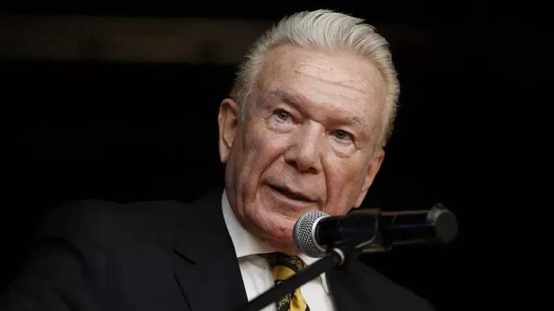 Uğur Dündar Sözcü'ye 'veda' etti